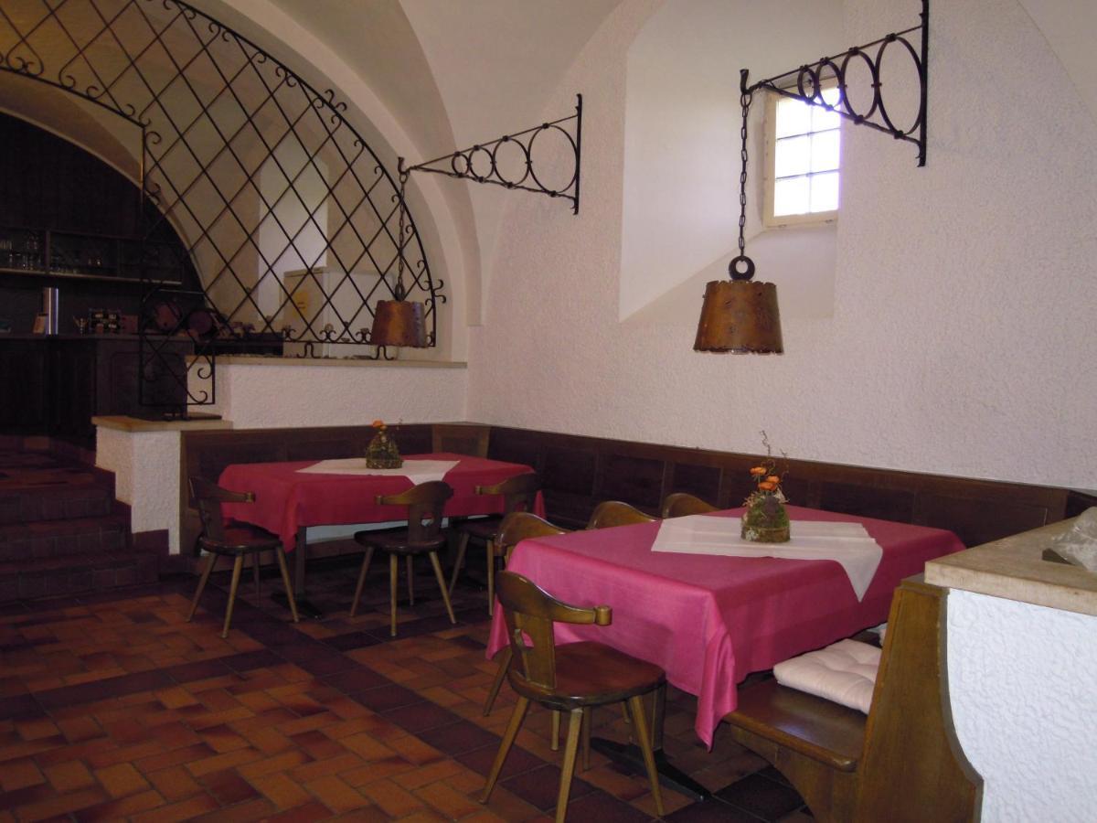 Готель Tagungshaus Im Kloster Neresheim Екстер'єр фото