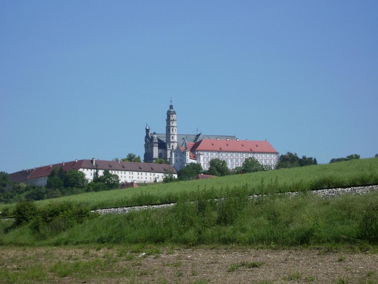 Готель Tagungshaus Im Kloster Neresheim Екстер'єр фото